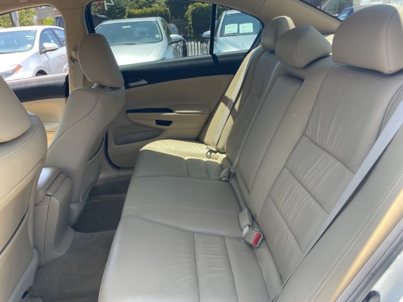 2012-Honda-Accord-Seee